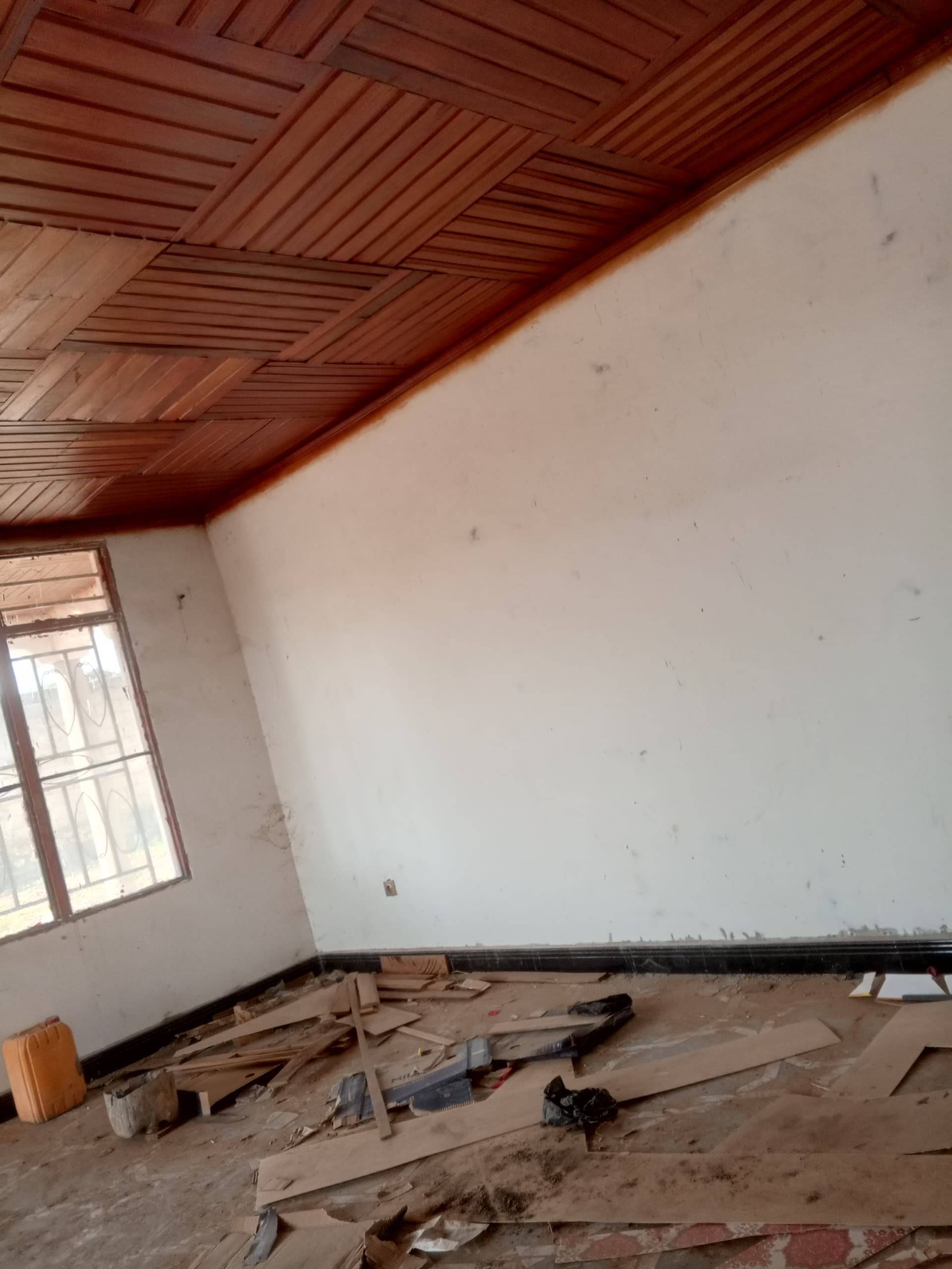 MAISON À LOUER À KANYASI