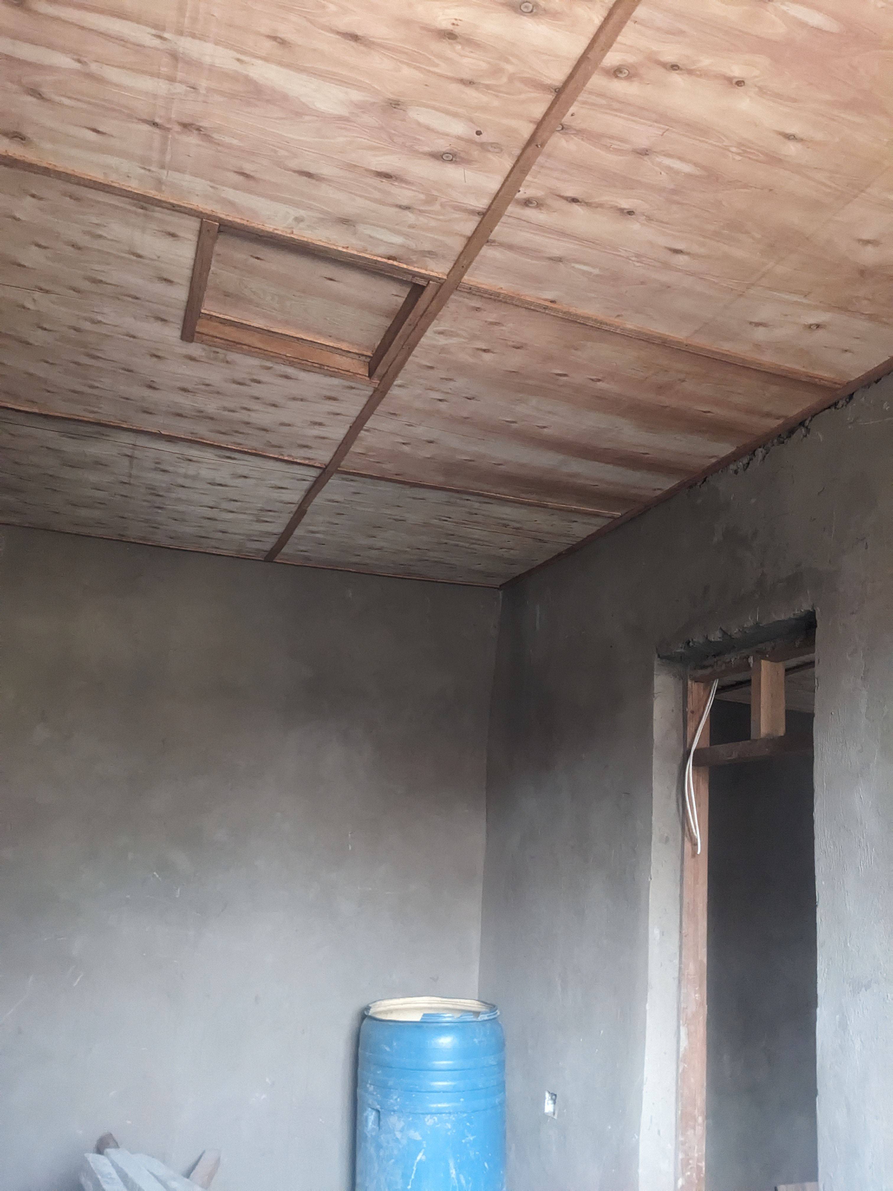 MAISON À LOUER: 3 CHAMBRES + SALON À POLICE DE FRONTIÈRE