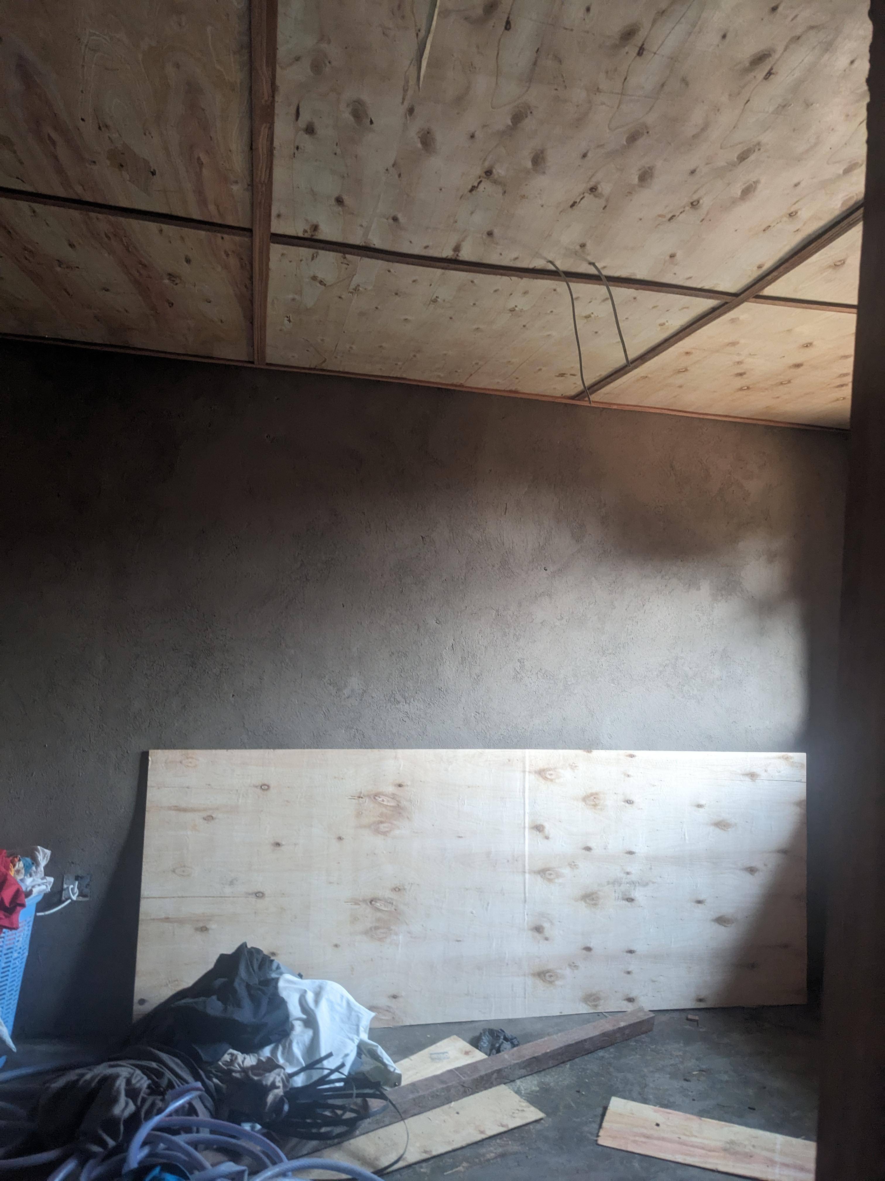 MAISON À LOUER: 3 CHAMBRES + SALON À POLICE DE FRONTIÈRE