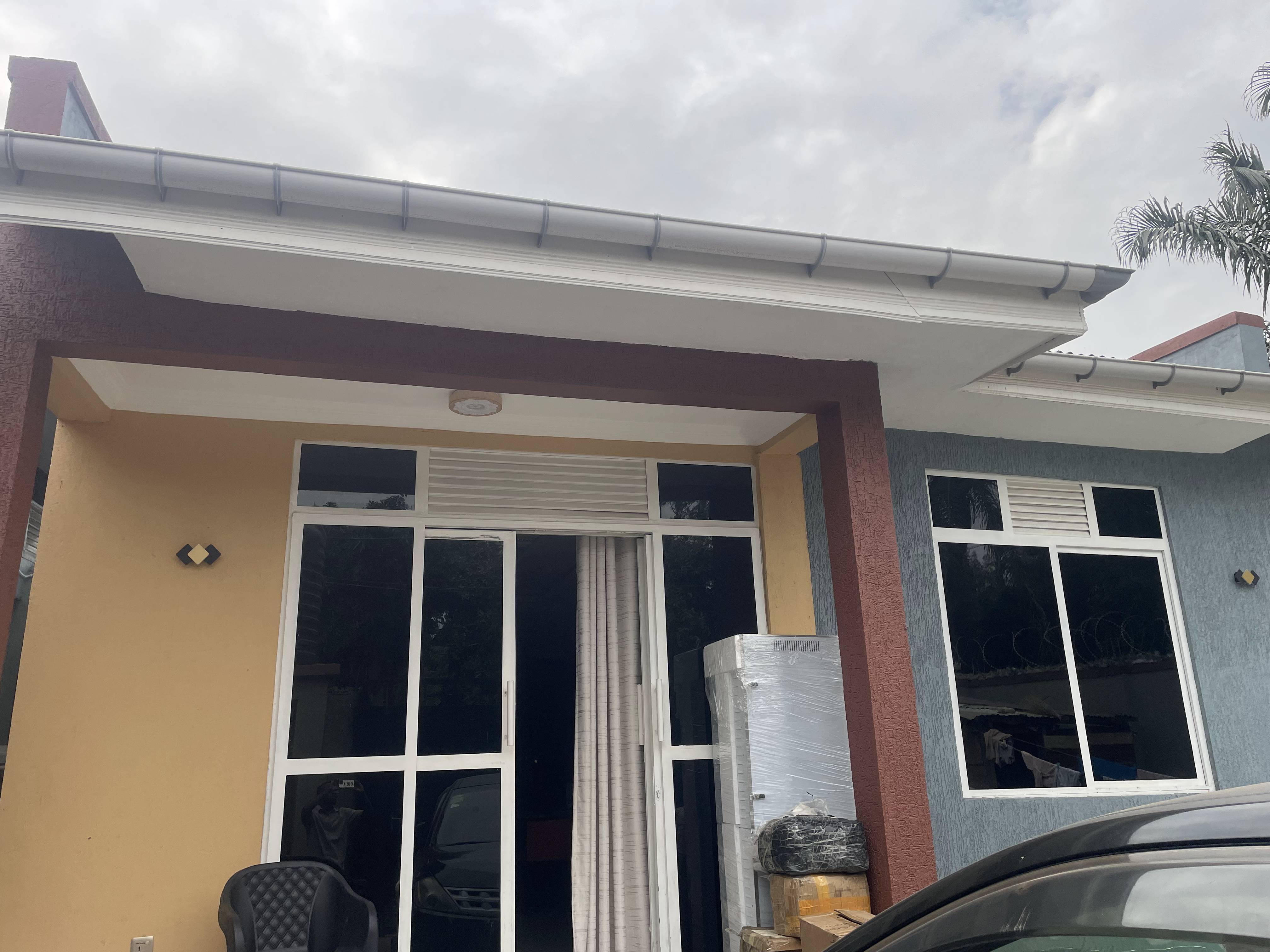 MAISON À LOUER ÉQUIPÉE